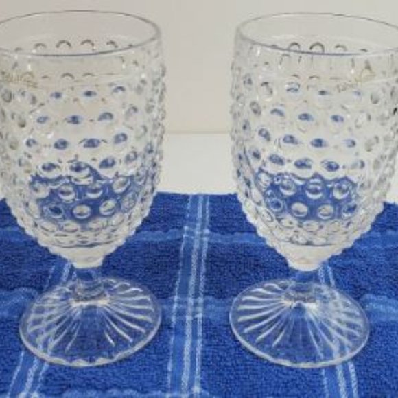 Goblets Glasses Home Hobnail Embossed Set of 2 Knobby Design Clear Cups - Picture 3 of 7